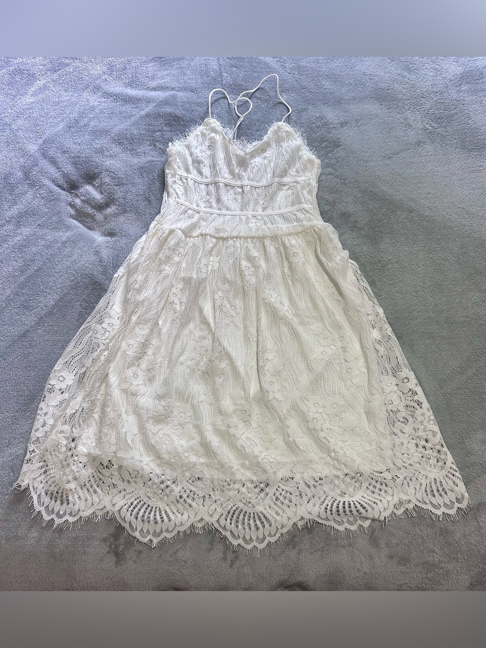 White Lace Spaghetti-Strap Women’s Dress